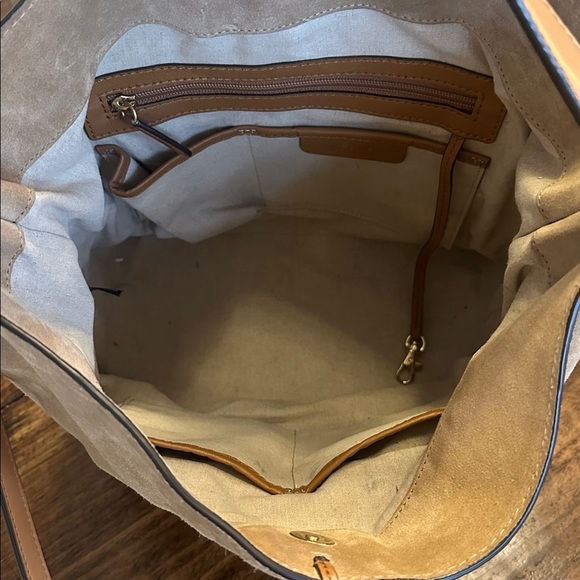 MICHAEL Michael Kors | Vivian Woven Hobo Bag in Shell Suede & Acorn Leather - Picture 7 of 16